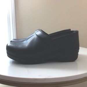 Dansko XP NEARLY NEW!